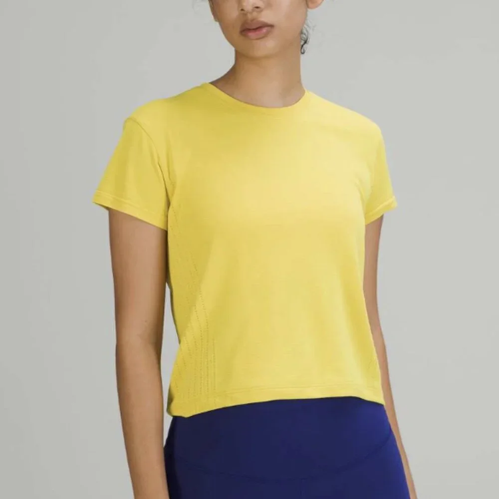 Lululemon Train to Be Short Sleeve Shirt Soleil / Soleil Yellow Silverescent 6
